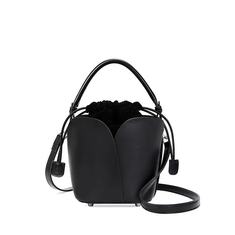 Large capacity shoulder crossbody handbag