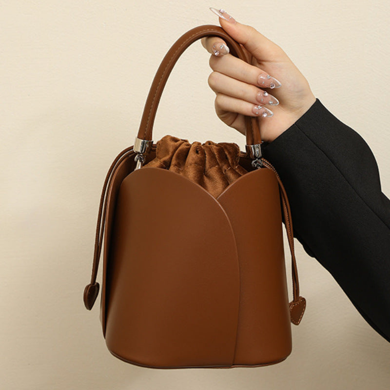 Large capacity shoulder crossbody handbag