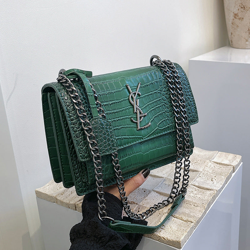 Fashionable sholder and crossbody handbag